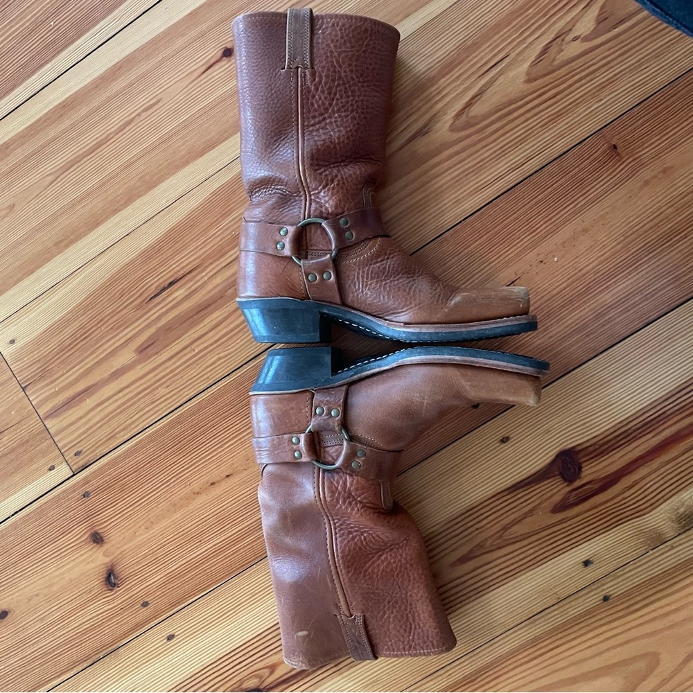 Genuine Frye harness boots!